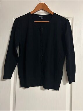 Cable & Gauge Black Button-Front Crewneck Cardigan